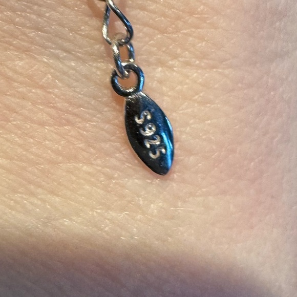 Over 1 ctw Moissanite heart rose two tone necklace - Picture 6 of 9